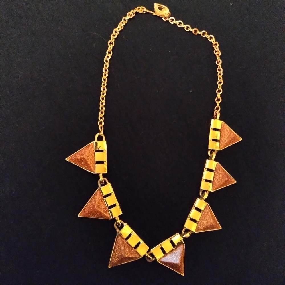 Geometric sandstone/glitter necklaces - Picture 6 of 8